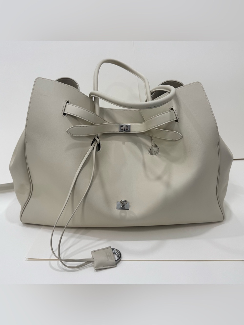 BALENCIAGA BEL AIR XL CARRY-ALL TOTE